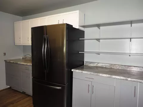 Kitchen - 2561 Cherry Grv, Harrison, MI 48625 photo 4 of 5