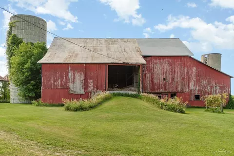 3700 Hockaday, Gladwin, MI 48624 photo 2