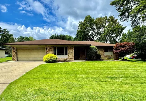 38281 Radde, Clinton Township, MI 48036