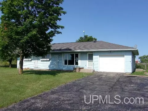 n13771 Us 41, Nadeau, MI 49863