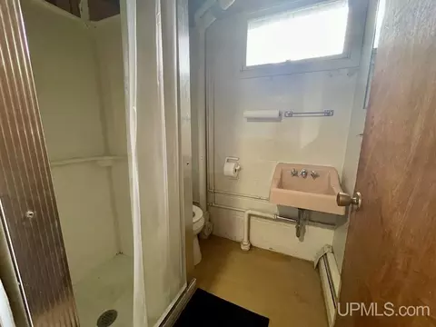2123 S 6th, Escanaba, MI 49829 photo 24