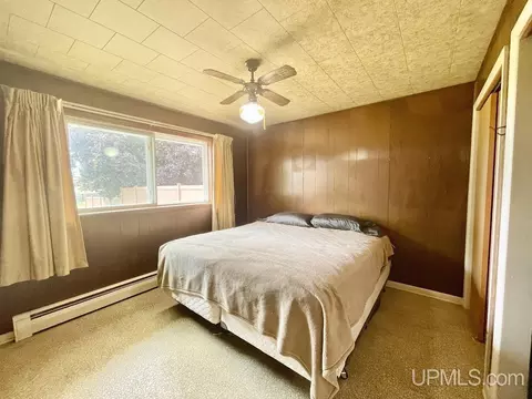 2123 S 6th, Escanaba, MI 49829 photo 14