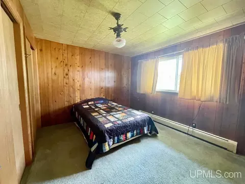 2123 S 6th, Escanaba, MI 49829 photo 15