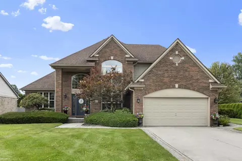 39345 Canterbury, Harrison Township, MI 48045