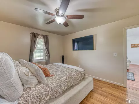 Bedroom - 1044 Lasalle, Monroe, MI 48162 photo 4 of 4