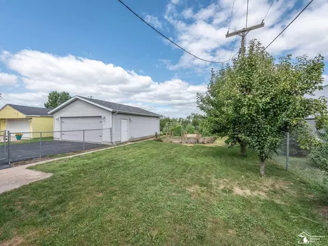 Exterior - 1044 Lasalle, Monroe, MI 48162 photo 6 of 8