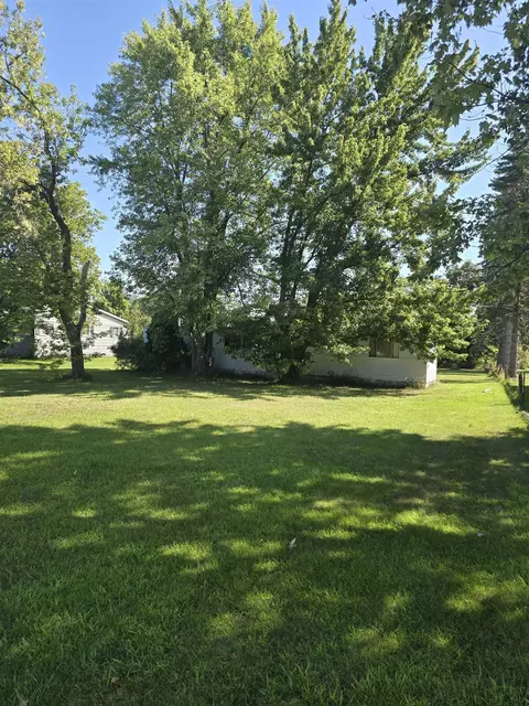2323 S Huron, Kawkawlin, MI 48631 photo 10