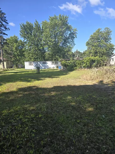 2323 S Huron, Kawkawlin, MI 48631 photo 7