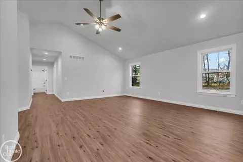 1835 Riley, Saint Clair, MI 48079 photo 10