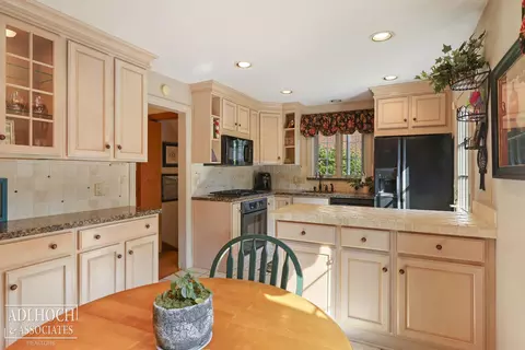 494 Washington, Grosse Pointe, MI 48230 photo 9