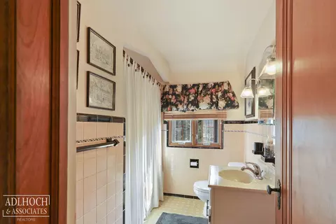 494 Washington, Grosse Pointe, MI 48230 photo 14