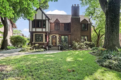 494 Washington, Grosse Pointe, MI 48230