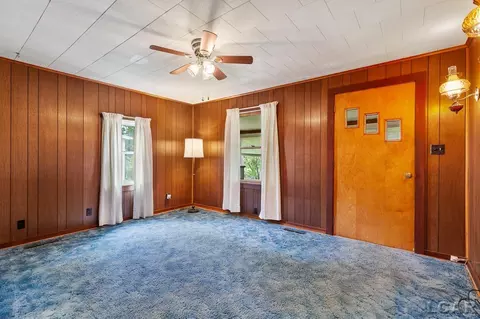 Living - 2428 Curtis, Adrian, MI 49221 photo 2 of 2