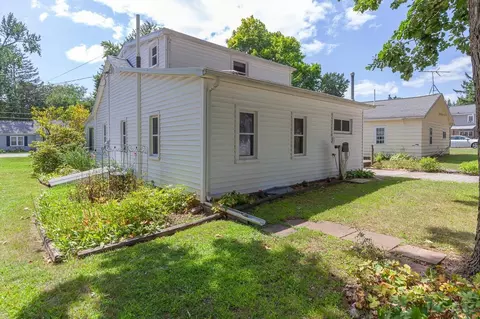Exterior - 2428 Curtis, Adrian, MI 49221 photo 3 of 6