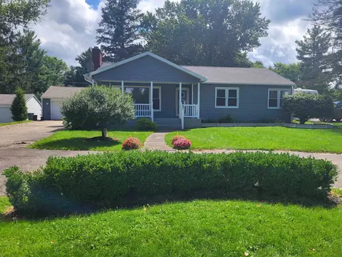 6136 Hugh, Burton, MI 48509