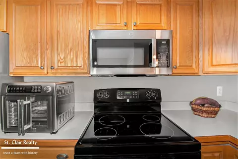 Kitchen - 866 N Carney, Saint Clair, MI 48079 photo 3 of 3
