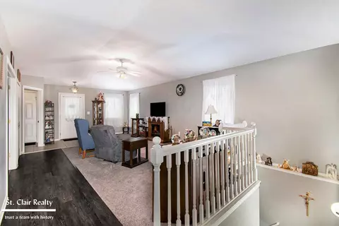Entry Way - 866 N Carney, Saint Clair, MI 48079 photo 2 of 2