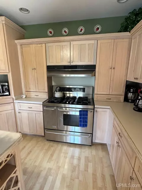 Kitchen - 116 E Main, Negaunee, MI 49866 photo 4 of 6