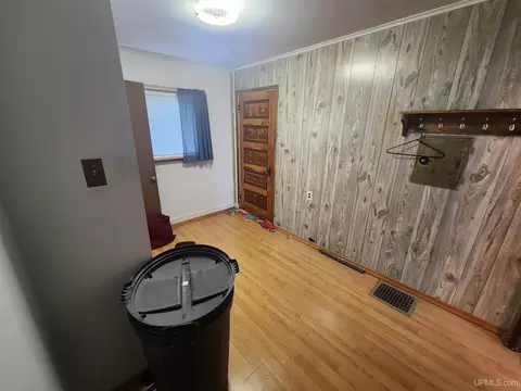 67 2nd, South Range, MI 49963 photo 9