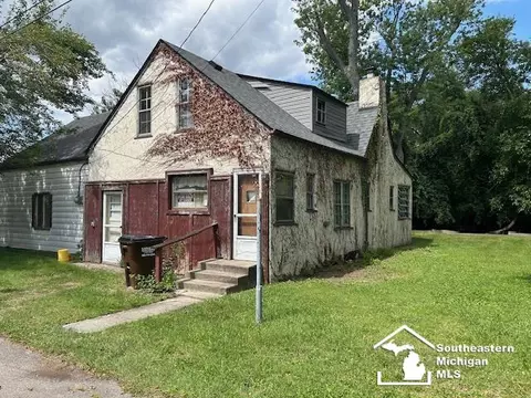 4336 Saint Marks, Luna Pier, MI 48157
