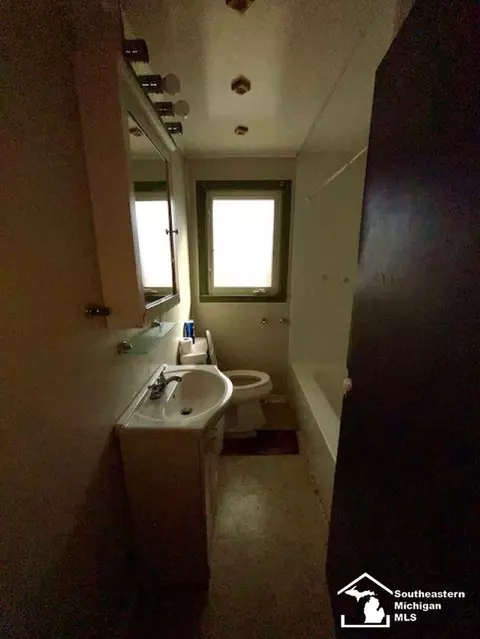 1651 Sunset, Monroe, MI 48162 photo 5
