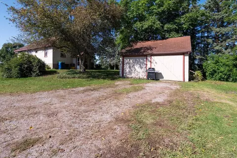 Exterior - 15940 Lakefield, Hemlock, MI 48626 photo 7 of 13