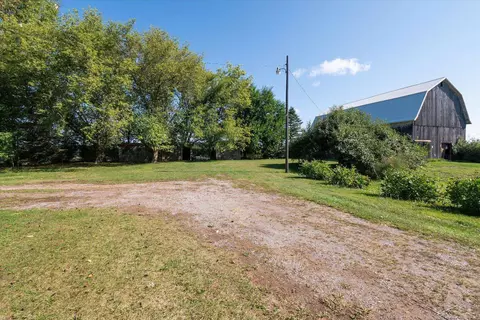 Exterior - 15940 Lakefield, Hemlock, MI 48626 photo 11 of 13