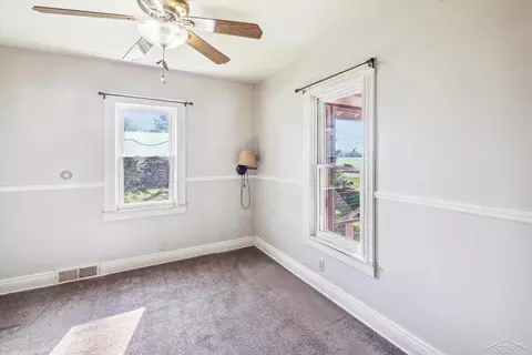 Bedroom - 15940 Lakefield, Hemlock, MI 48626 photo 1 of 6