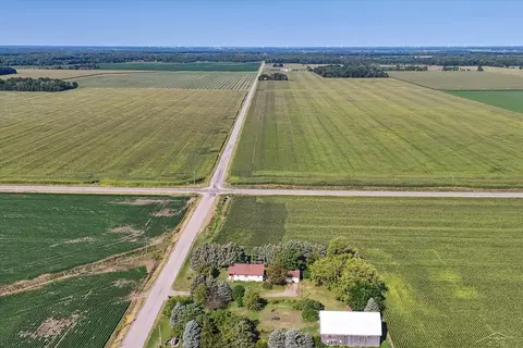 View/Area - 15940 Lakefield, Hemlock, MI 48626 photo 3 of 13