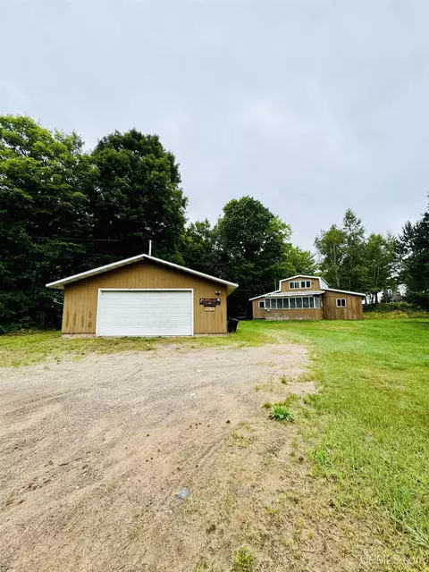 21793 Birch, Michigamme, MI 49861