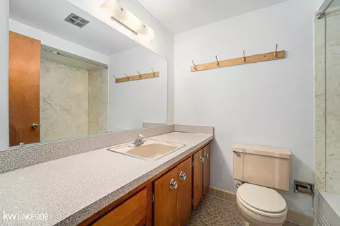 Bath - 30543 Cedars, Warren, MI 48093 photo 2 of 3