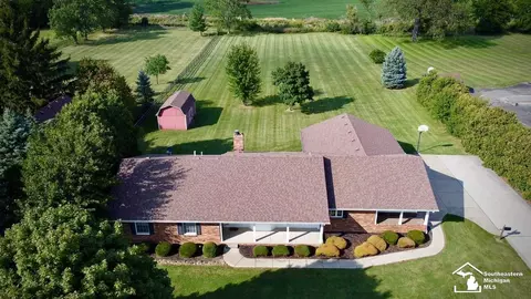 3714 E Dunbar, Monroe, MI 48161
