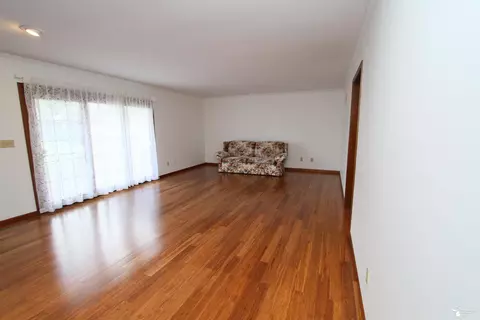 3714 E Dunbar, Monroe, MI 48161 photo 9