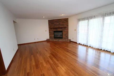 3714 E Dunbar, Monroe, MI 48161 photo 10