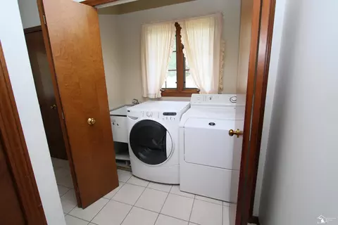 3714 E Dunbar, Monroe, MI 48161 photo 24