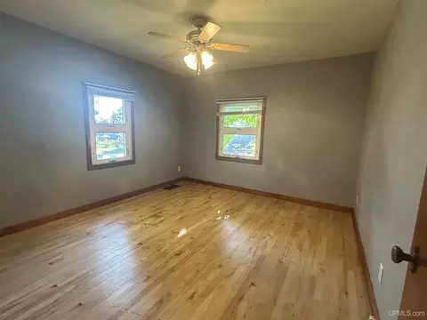 216 Cherry, Munising, MI 49862 photo 7