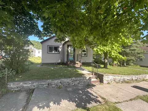 216 Cherry, Munising, MI 49862