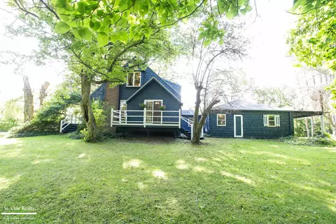 5800 Neuman, Saint Clair, MI 48079 photo 2