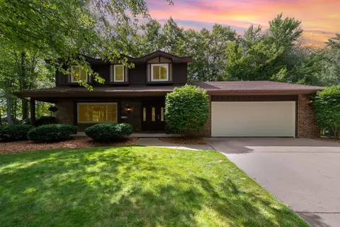 5801 Lamplighter, Midland, MI 48642