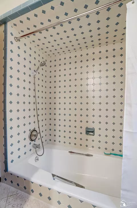 Bath - 3244 S Custer, Monroe, MI 48161 photo 6 of 7