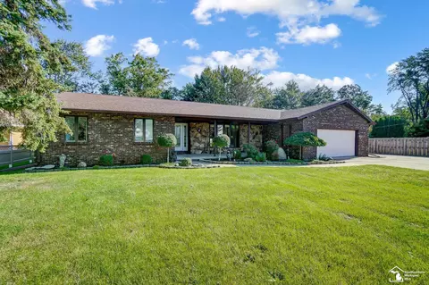 Exterior - 3244 S Custer, Monroe, MI 48161 photo 5 of 28