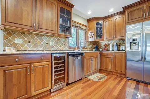 Kitchen - 3244 S Custer, Monroe, MI 48161 photo 5 of 9