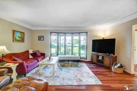 Living - 3244 S Custer, Monroe, MI 48161 photo 2 of 5