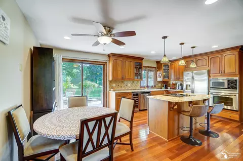 Kitchen - 3244 S Custer, Monroe, MI 48161 photo 2 of 9