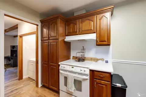 8130 Mohawk, Temperance, MI 48182 photo 21