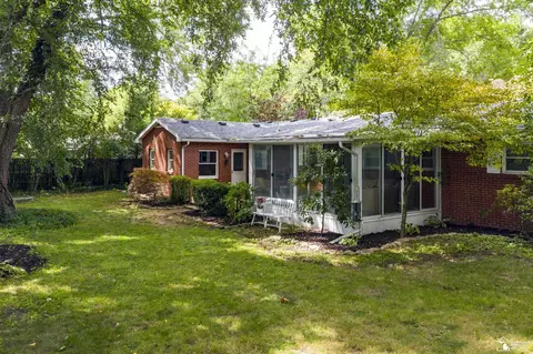 8130 Mohawk, Temperance, MI 48182 photo 4
