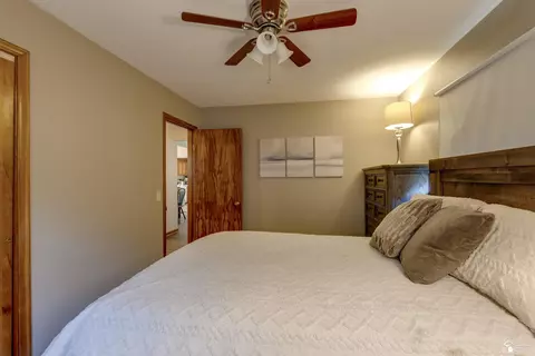 8130 Mohawk, Temperance, MI 48182 photo 24