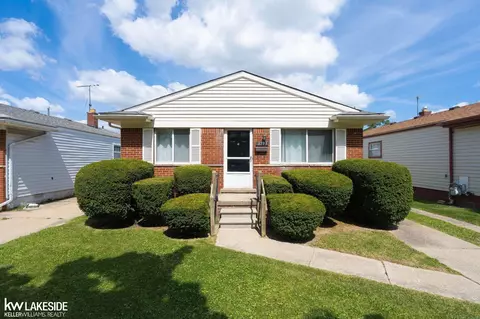 8723 Lozier, Warren, MI 48089