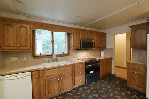 7298 N Nichols, Flushing, MI 48433 photo 9