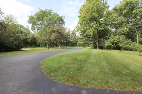 Exterior - 7170 E Riv, Flushing, MI 48433 photo 12 of 13